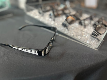 Reading Glasses, Piano Design